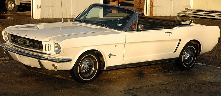 Mustang Convertible billigt til salg