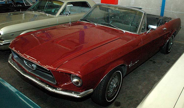 Ford Mustang Convertible 1967, god projektbil